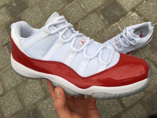 Air Jordan 11 low 2