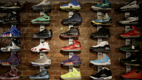 Does NBA Players Wearing Older Sneaker Models Matter?