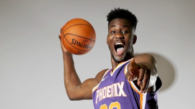 No. 1 Pick Ayton Looks Great in First Preseason Game