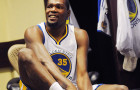 Kevin Durant Trolls Critics of Him Leaving Thunder for Warriors (Again) with Snake Emoji on His Sneakers
